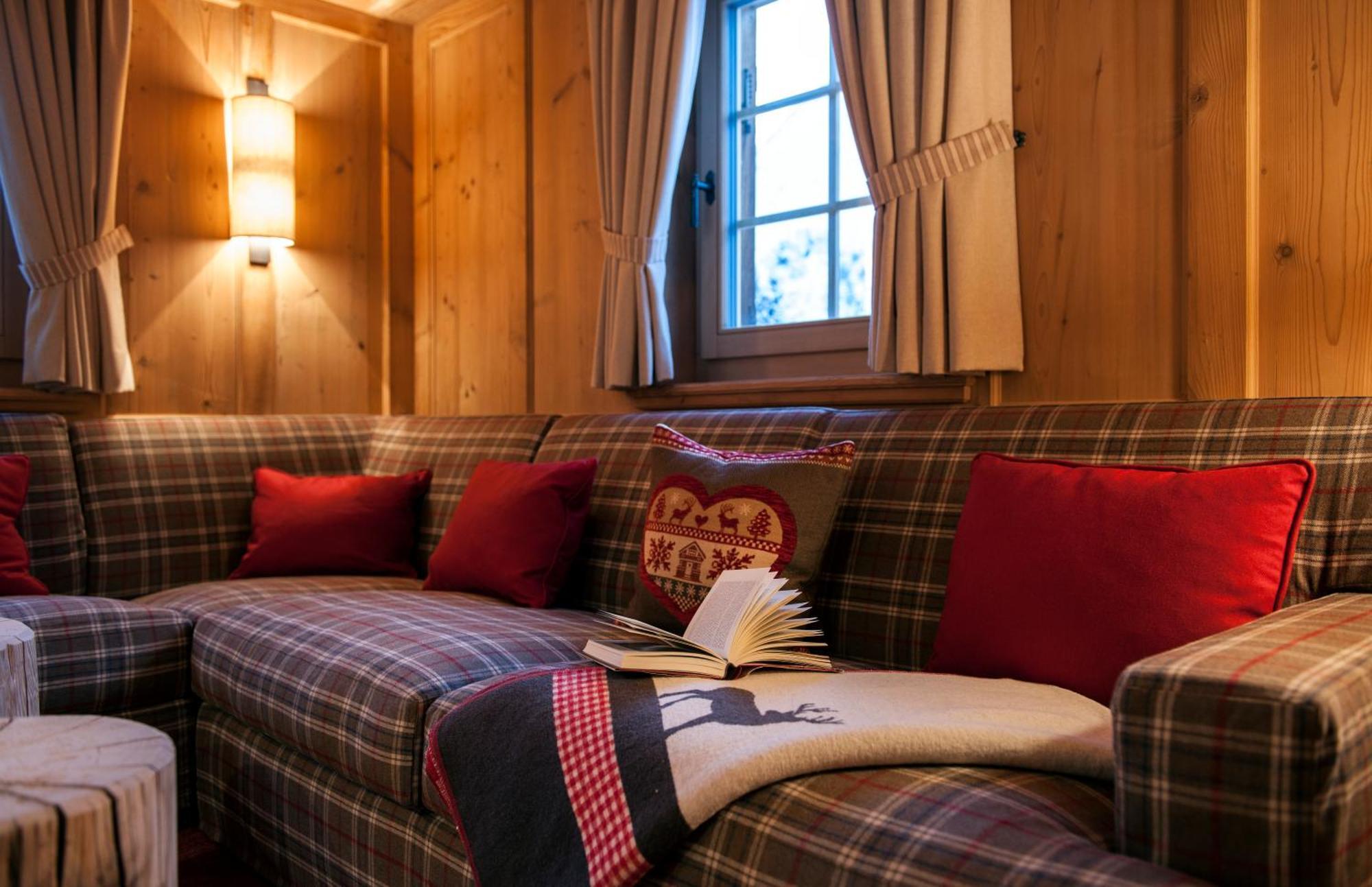 Chalet Berghof Sertig Clavadel Rom bilde